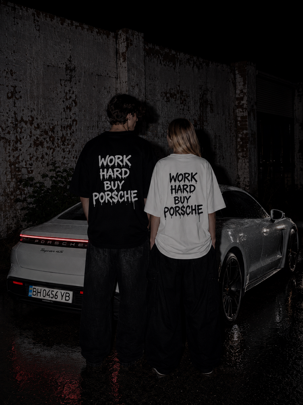 Футболка "Work Hard" Чорна
