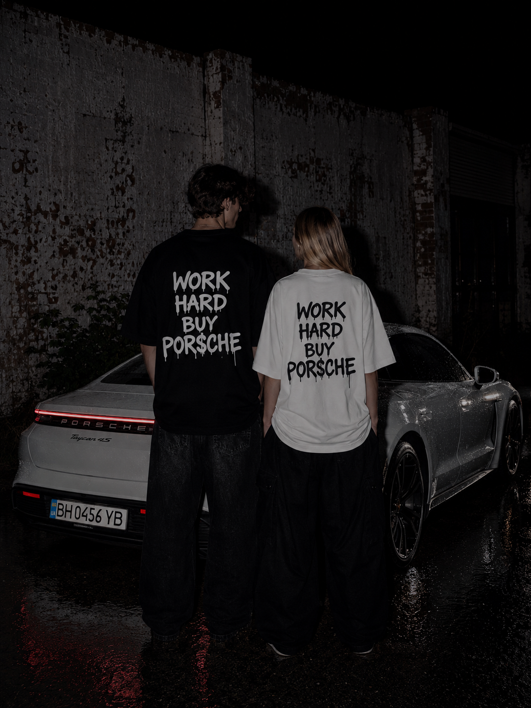 Футболка "Work Hard" Чорна