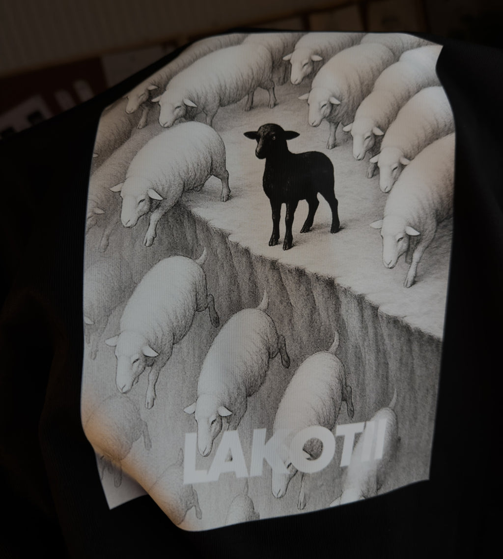 Футболка "Sheep" Чорна